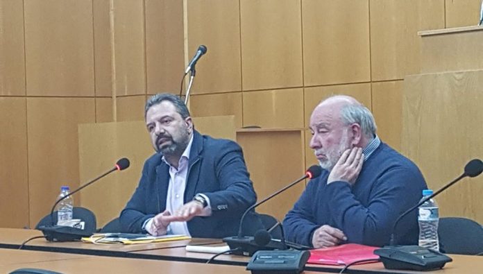 Τροπολογία φέρνει αλλαγές στη δακοκτονία - Δημιουργείται συντονιστικό κέντρο και θα προδεσμεύονται τα χρήματα Τροπολογία φέρνει αλλαγές στη δακοκτονία - Δημιουργείται συντονιστικό κέντρο και θα προδεσμεύονται τα χρήματα