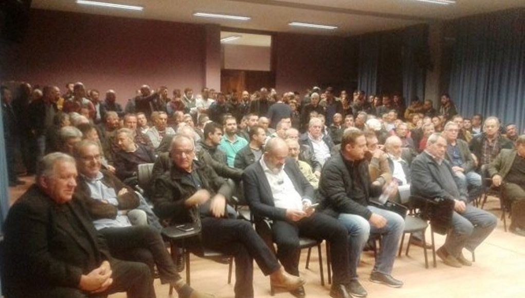 vgainoun-ta-trakter-ston-tyrnavo-139946