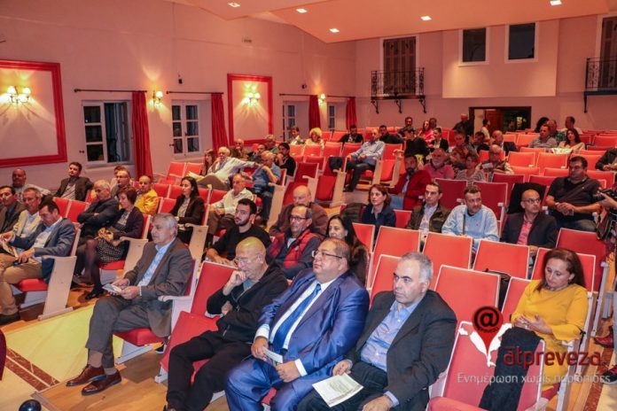Χρυσή ευκαιρία για να χαρακτηριστούν ως προϊόντα Π.Ο.Π. η σαρδέλα και η γαρίδα Αμβρακικού Χρυσή ευκαιρία για να χαρακτηριστούν ως προϊόντα Π.Ο.Π. η σαρδέλα και η γαρίδα Αμβρακικού