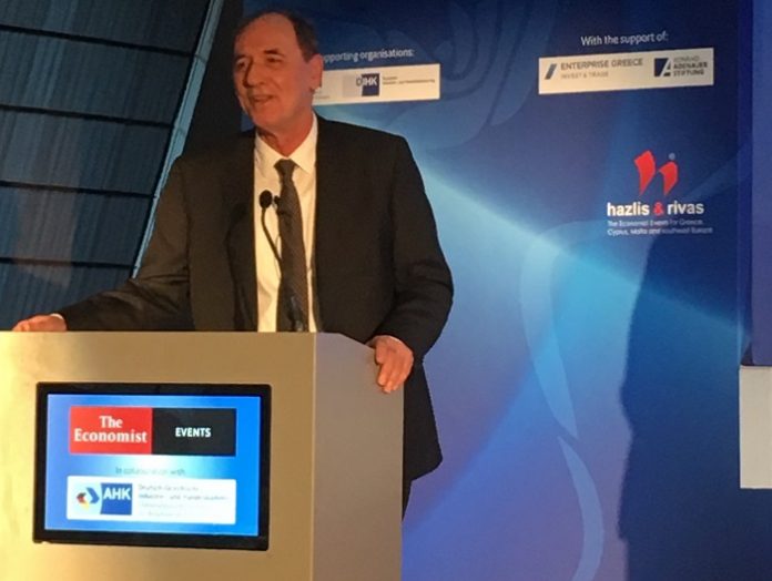 Γ. Σταθάκης: Η Ελλάδα είναι η σημαντικότερη νησίδα αισιοδοξίας στην Ευρώπη Γ. Σταθάκης: Η Ελλάδα είναι η σημαντικότερη νησίδα αισιοδοξίας στην Ευρώπη