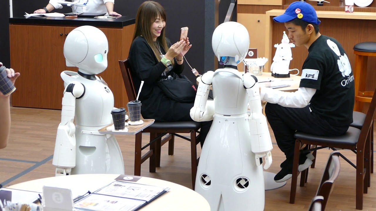 iaponia-h-proti-kafeteria-ston-kosmo-me-servitorous-robot-pou-elegchontai-ex-apostaseos-apo-paralytous-anthropous-142410