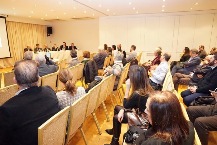 Παρουσίαση βιβλίου για την ελληνική γεωργία στο εγχώριο και διεθνές περιβάλλον Παρουσίαση βιβλίου για την ελληνική γεωργία στο εγχώριο και διεθνές περιβάλλον