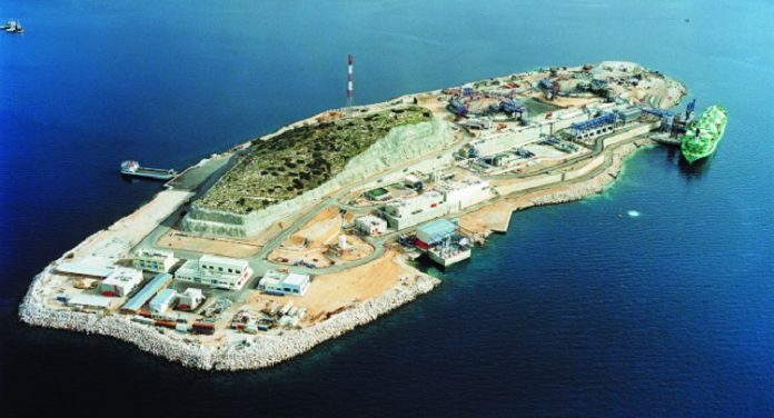 Η Ρεβυθούσα «υποδέχθηκε» το πρώτο αμερικανικό φορτίο LNG Η Ρεβυθούσα «υποδέχθηκε» το πρώτο αμερικανικό φορτίο LNG