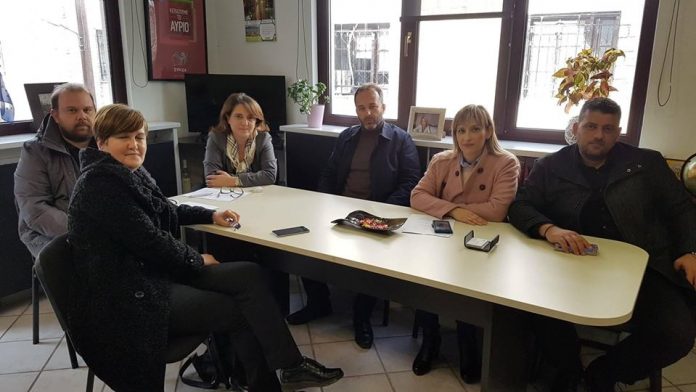 Συνάντηση Τελιγιορίδου με μέλη του ΑΣ Ημαθίας για τις αποζημιώσεις των ροδακινοπαραγωγών Συνάντηση Τελιγιορίδου με μέλη του ΑΣ Ημαθίας για τις αποζημιώσεις των ροδακινοπαραγωγών