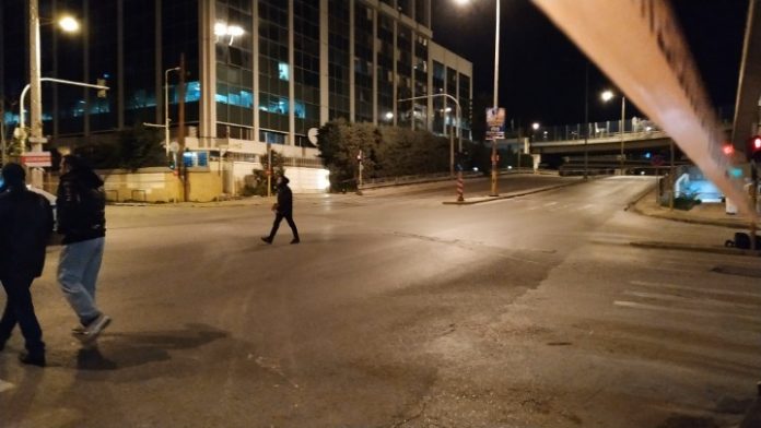 Ζημιές σε όλο το κτίριο από την έκρηξη στον ΣΚΑΪ Ζημιές σε όλο το κτίριο από την έκρηξη στον ΣΚΑΪ