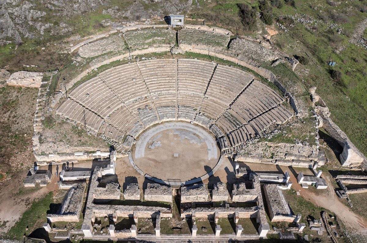 kavala-oi-filippoi-taxidevoun-sti-nea-yorki-144952
