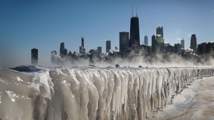 Πάγωσαν Νέα Υόρκη και Σικάγο - Θερμοκρασίες μέχρι -50 °Κελσίου και ήδη 9 νεκροί