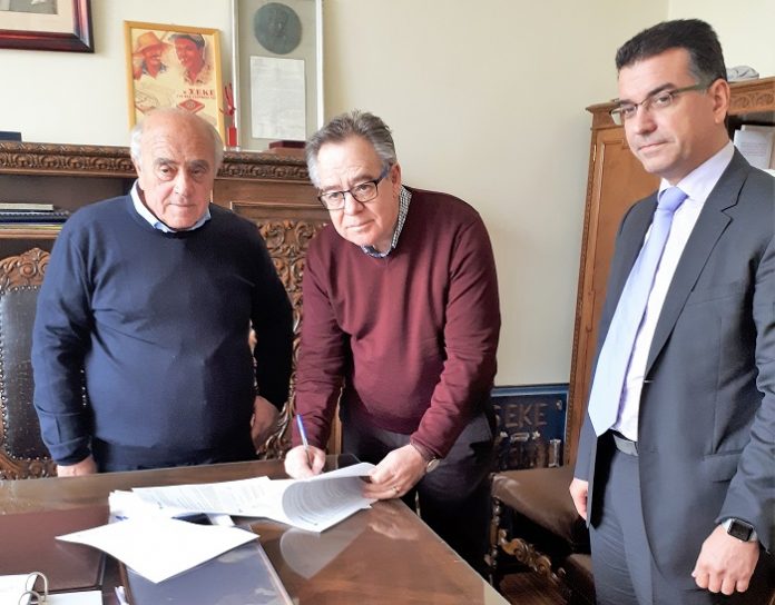 Ορόσημο για την ανάταξη της καπνοπαραγωγής η ένταξη του κλάδου στην Ευφυή Γεωργία Ορόσημο για την ανάταξη της καπνοπαραγωγής η ένταξη του κλάδου στην Ευφυή Γεωργία