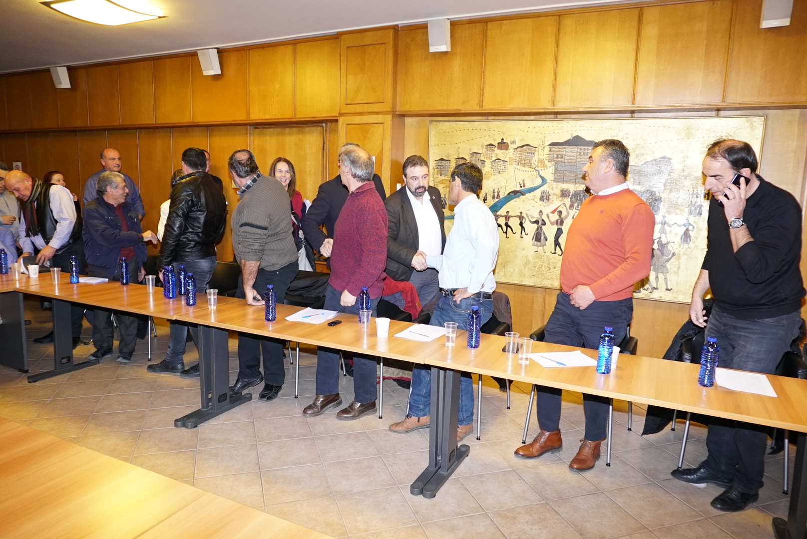 kalosorisma-arachoviti-stous-agrotes-kai-karfia-gia-to-chameno-rantevou-148993