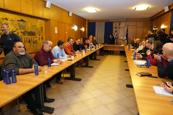 marathonia-syskepsi-choris-apotelesma-sto-ypaat-diamachi-gia-to-petrelaio-149068