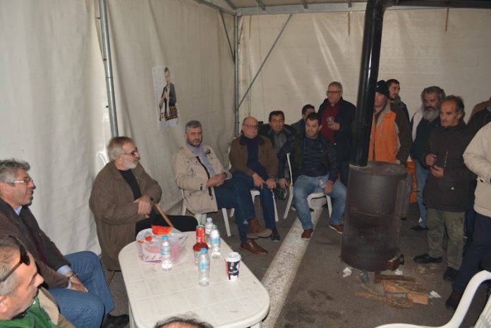Στο μπλόκο της Νίκαιας την Παρασκευή 8/2 ο Bαγγ. Μπούτας Στο μπλόκο της Νίκαιας την Παρασκευή 8/2 ο Bαγγ. Μπούτας