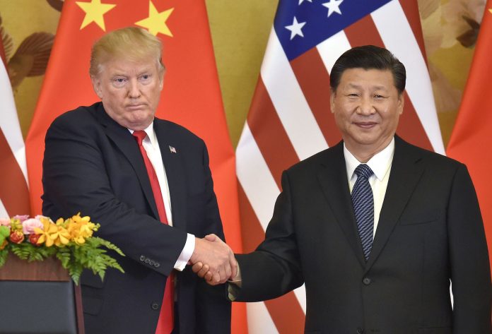 Ο Τραμπ νιώθει «νικητής», αλλά οι ΗΠΑ μπορεί να βγουν ηττημένες από την εμπορική διένεξη με την Κίνα