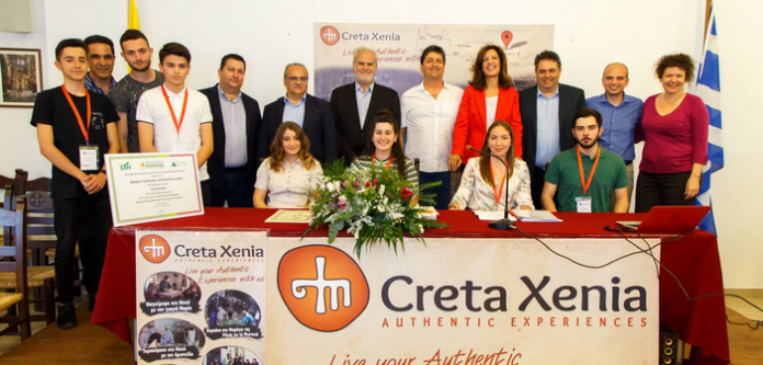 Μαθητές σχολείου στην Κρήτη, κερδίζουν χρήματα για το σχολείο τους μέσω «Εικονικής Επιχείρησης» που ίδρυσαν Μαθητές σχολείου στην Κρήτη, κερδίζουν χρήματα για το σχολείο τους μέσω «Εικονικής Επιχείρησης» που ίδρυσαν