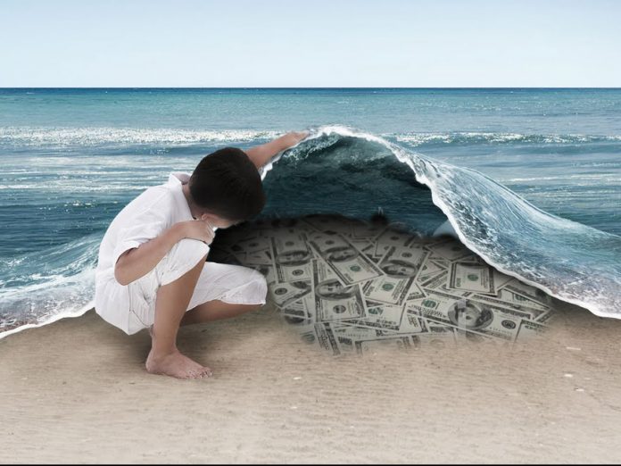 money-under-sea1