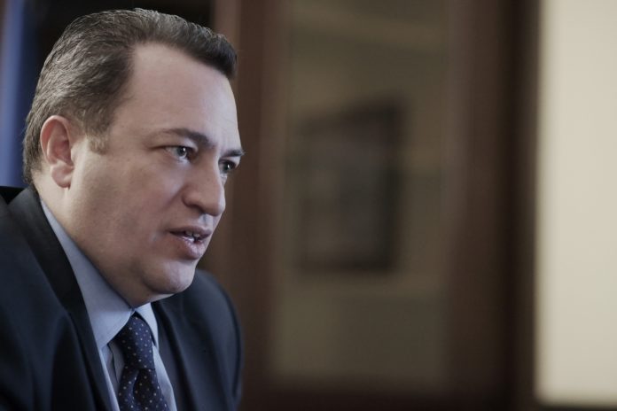Ο Ευριπίδης Στυλιανίδης πρόεδρος της Επιτροπής Αναθεώρησης του Συντάγματος Ο Ευριπίδης Στυλιανίδης πρόεδρος της Επιτροπής Αναθεώρησης του Συντάγματος