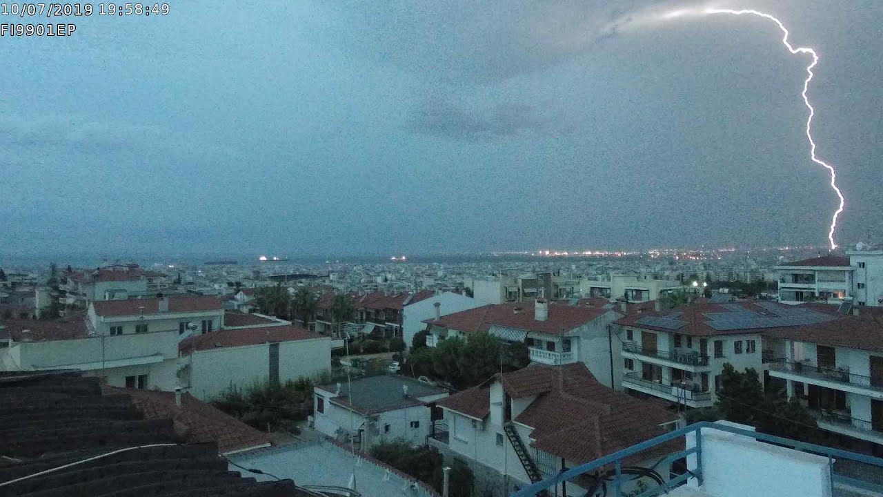 i-stigmi-pou-i-kakokairia-chtypa-ti-chalkidiki-vinteo-apo-drone-deichnei-to-megethos-tis-katastrofis-163846