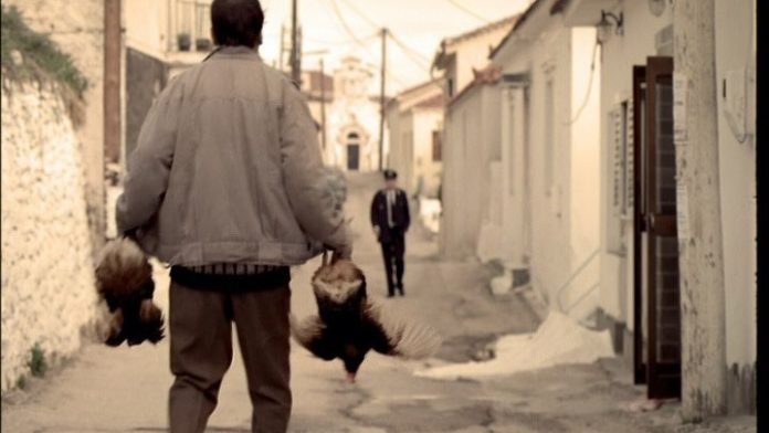 Τρίκαλα: Αστυνομική καταδίωξη κλεφτοκοτά - Είχε αρπάξει 16 κότες Τρίκαλα: Αστυνομική καταδίωξη κλεφτοκοτά - Είχε αρπάξει 16 κότες