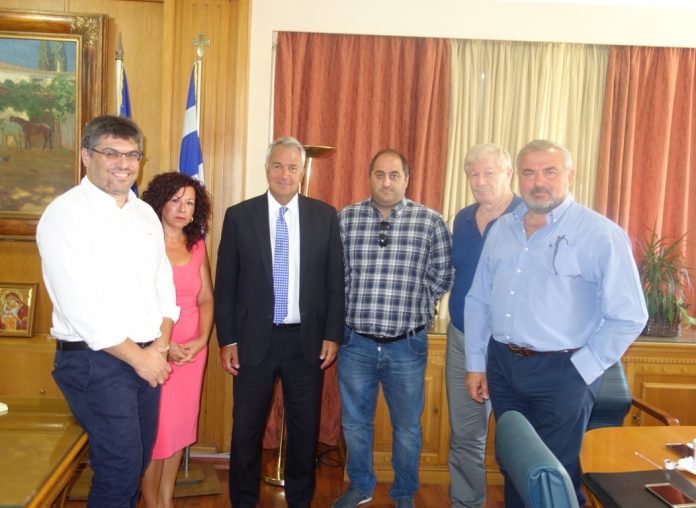 Λύση στο πρόβλημα των αλιευτικών προσφυγών, υποσχέθηκε ο Μ. Βορίδης στους επαγγελματίες αλιείς Λύση στο πρόβλημα των αλιευτικών προσφυγών, υποσχέθηκε ο Μ. Βορίδης στους επαγγελματίες αλιείς