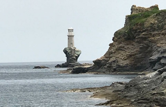 pano-apo-20-000-oi-episkeptes-stous-28-farous-kata-ton-eortasmo-tis-pagkosmias-imeras-faron-168739