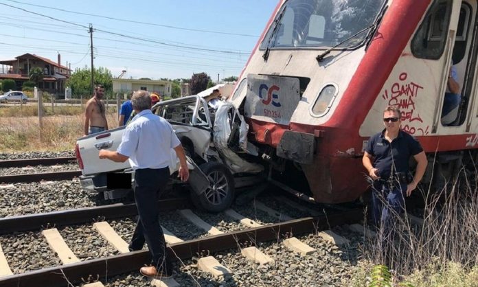 Τραγωδία στη Θεσσαλονίκη: Έγκυος γυναίκα νεκρή μετά από σύγκρουση τρένου με ΙΧ