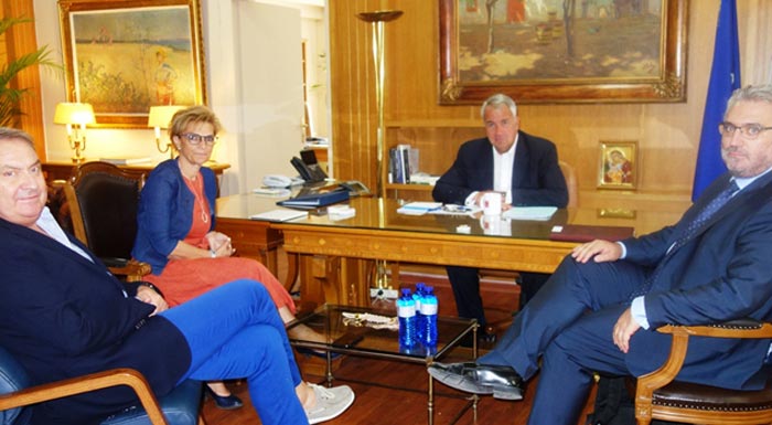 synantisi-maki-voridi-me-ekprosopous-tou-s-e-o-simantikes-kiniseis-pros-ofelos-tou-oinopoiitikou-kladou-171410