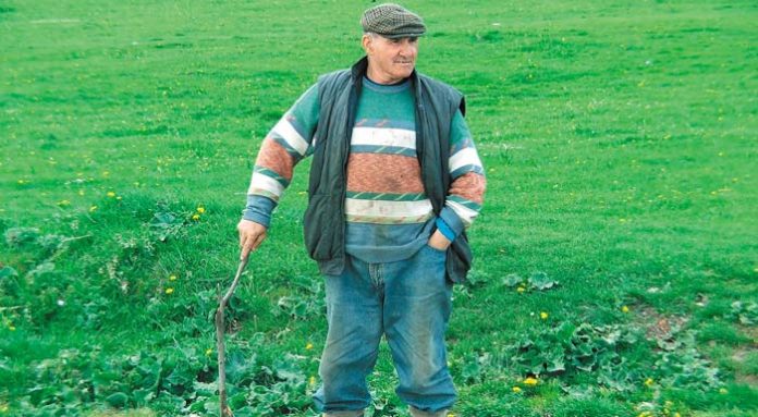 farmer_man_standing_agriculture