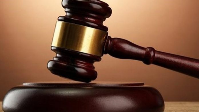Εκδικάζεται η υπόθεση 11 αγροτών για τα επεισόδια στο λιμάνι του Ηρακλείου Εκδικάζεται η υπόθεση 11 αγροτών για τα επεισόδια στο λιμάνι του Ηρακλείου