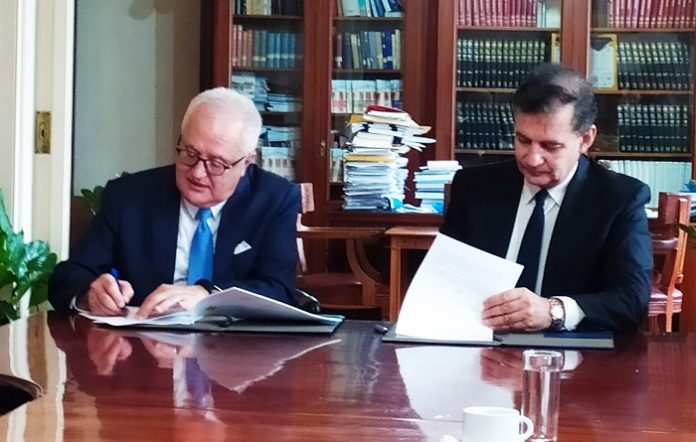 Πρωτόκολλο συνεργασίας μεταξύ Τράπεζας Πειραιώς και ΕΚΠΑ Πρωτόκολλο συνεργασίας μεταξύ Τράπεζας Πειραιώς και ΕΚΠΑ