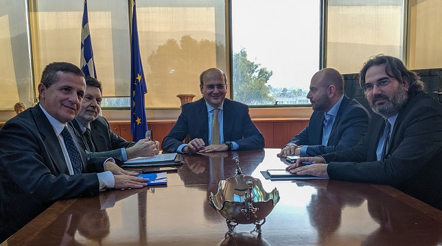 Συνάντηση Κωστή Χατζηδάκη με τον πρόεδρο του ΤΕΕ Γιώργο Στασινό