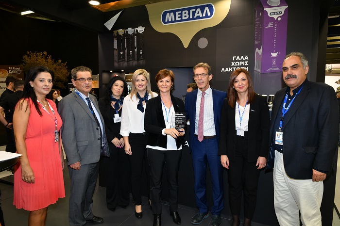 all-about-cafe-me-vraveio-gia-ti-mevgal-178315