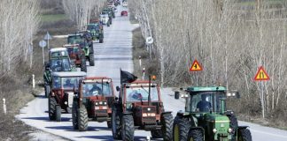 Λάρισα: Βγαίνουν τα τρακτέρ στον Τύρναβο-Τι διεκδικούν οι αγρότες