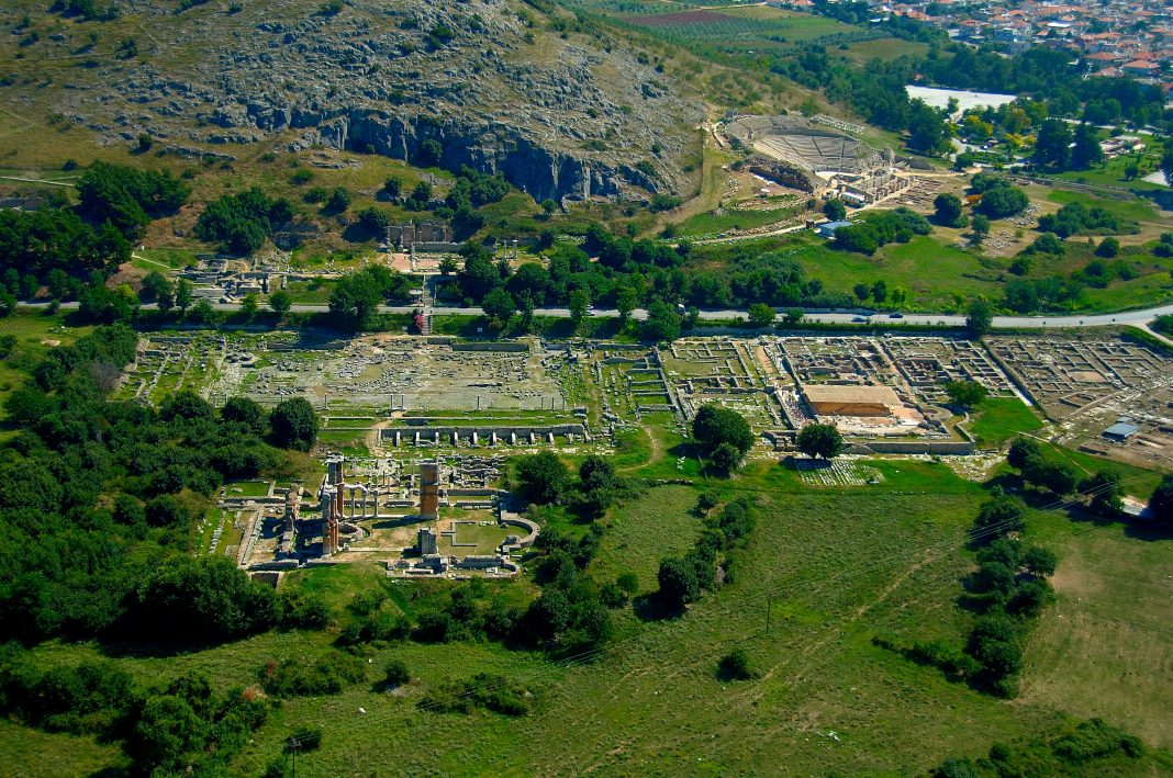 allazoun-oi-diadromes-gia-tous-episkeptes-tou-archaiologikou-chorou-ton-filippon-178426