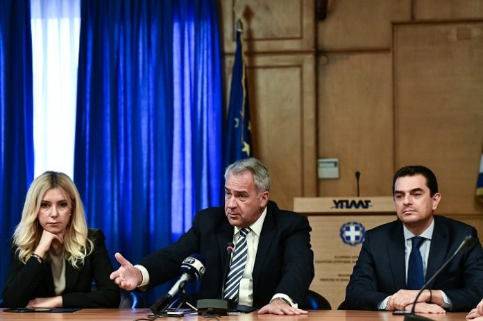 Τελετή παράδοσης-παραλαβής ΟΠΕΚΕΠΕ: Απλοποίηση μεν αλλά διατήρηση της χρηστικότητας των δηλώσεων ΟΣΔΕ Τελετή παράδοσης-παραλαβής ΟΠΕΚΕΠΕ: Απλοποίηση μεν αλλά διατήρηση της χρηστικότητας των δηλώσεων ΟΣΔΕ