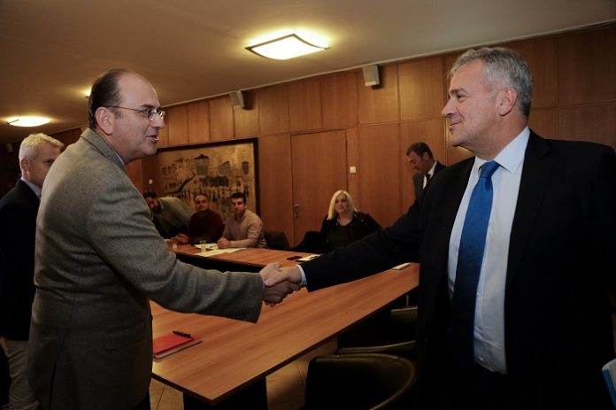 Χωρίς συγκεκριμένη δέσμευση η συνάντηση κτηνοτρόφων ΑΜ-Θ με Βορίδη Χωρίς συγκεκριμένη δέσμευση η συνάντηση κτηνοτρόφων ΑΜ-Θ με Βορίδη