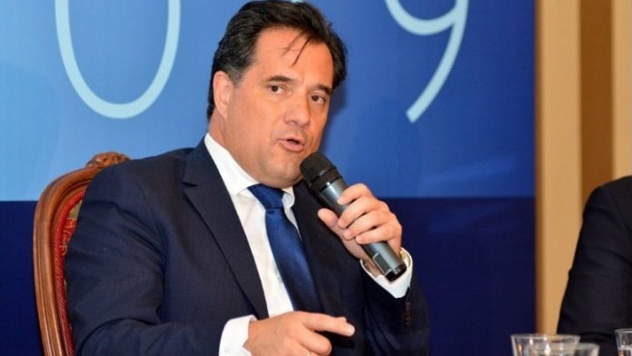 Ο υπουργός Ανάπτυξης και Επενδύσεων στο εργοστάσιο της ΕΒΖ στο Πλατύ Ημαθίας Ο υπουργός Ανάπτυξης και Επενδύσεων στο εργοστάσιο της ΕΒΖ στο Πλατύ Ημαθίας