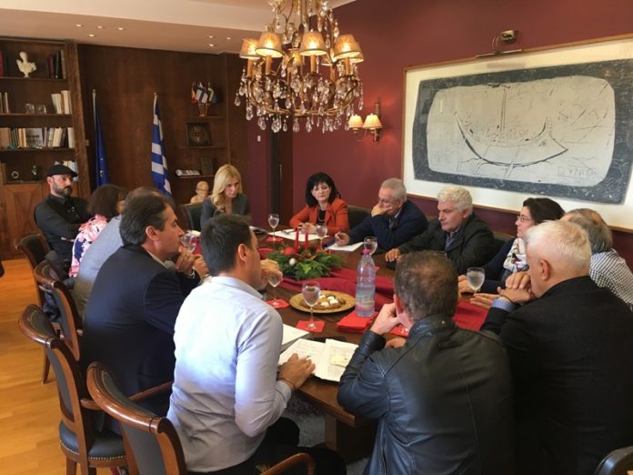Φ. Αραμπατζή: Από την Αιτωλοακαρνανία εκπέμπουμε μήνυμα στήριξης της ελληνικής αγροτικής παραγωγής Φ. Αραμπατζή: Από την Αιτωλοακαρνανία εκπέμπουμε μήνυμα στήριξης της ελληνικής αγροτικής παραγωγής