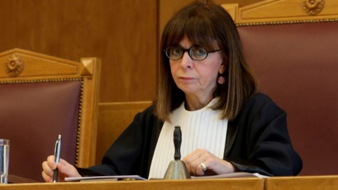 Με 261 ψήφους πρώτη γυναίκα Πρόεδρος της Δημοκρατίας, η Αικ. Σακελλαροπούλου Με 261 ψήφους πρώτη γυναίκα Πρόεδρος της Δημοκρατίας, η Αικ. Σακελλαροπούλου