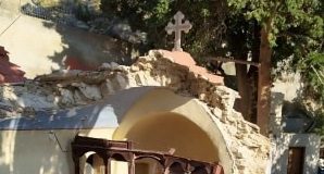 Βράχος καταπλάκωσε το Μοναστήρι του Αγίου Μερκουρίου στη Σύμη