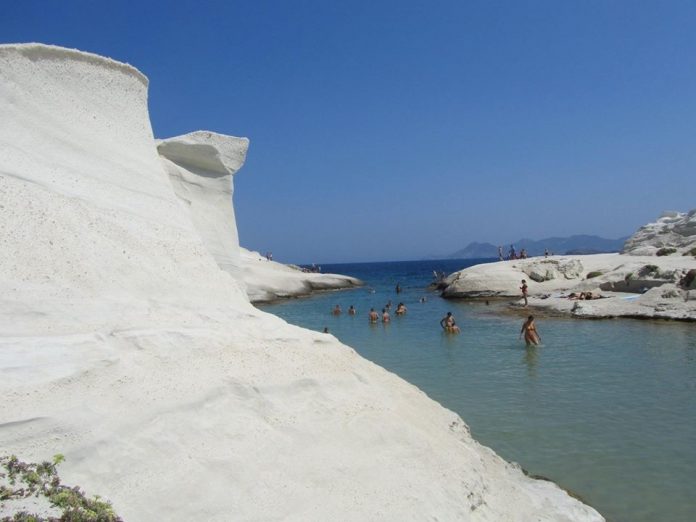 Εντός του 2020 προώθηση της γεωθερμίας στη Μήλο Εντός του 2020 προώθηση της γεωθερμίας στη Μήλο