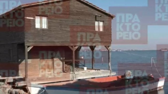 Η εντυπωσιακή πλωτή, ξύλινη πολιτεία της Χαλάστρας (βίντεο)