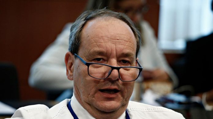 Παραιτήθηκε ο πρόεδρος του Euro Working Group Παραιτήθηκε ο πρόεδρος του Euro Working Group