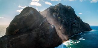 Ένα νησί στο οποίο κυριαρχούσαν τα αγριοκάτσικα για πάνω από έναν αιώνα… ξαναγεννιέται