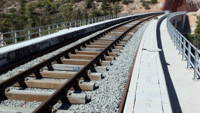 Κανένας επιβάτης τραυματίας από τον εκτροχιασμό του τρένου στην Πάτρα