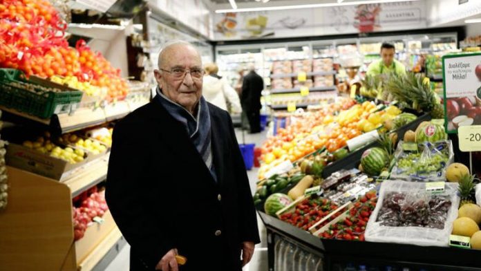 Πέθανε ο ιδρυτής των σούπερ μάρκετ «Κρητικός» Πέθανε ο ιδρυτής των σούπερ μάρκετ «Κρητικός»