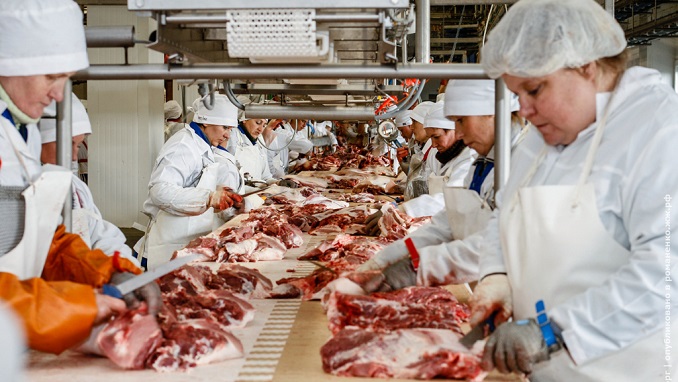 argentini-i-kyvernisi-epitrepei-se-ravvinous-tou-israil-na-eiserchontai-sti-chora-gia-na-pistopoioun-to-koser-kreas-198131