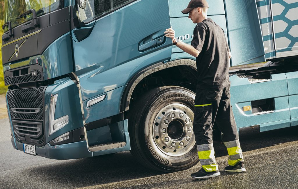 Η Volvo Trucks ξεκινάει και πάλι τη παραγωγή φορτηγών