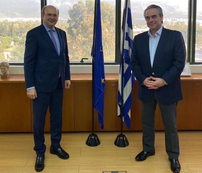 Συνάντηση Κ. Χατζηδάκη με τον Κ. Μίχαλο για την χωροθέτηση επιχειρήσεων Συνάντηση Κ. Χατζηδάκη με τον Κ. Μίχαλο για την χωροθέτηση επιχειρήσεων