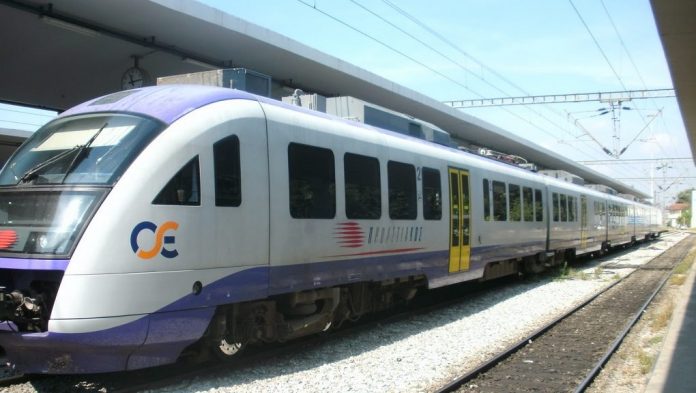 Αχαΐα: «Σφύριξε» και πάλι το τραίνο στο Αίγιο Αχαΐα: «Σφύριξε» και πάλι το τραίνο στο Αίγιο