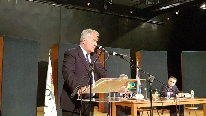 Μ. Βορίδης - Σιάτιστα: Eνίσχυση 3 εκατ. ευρώ σε εκτροφείς γουνοφόρων, 30 εκατ. σε αιγοπροβατοτρόφους και στήριξη οινοπειών Μ. Βορίδης - Σιάτιστα: Eνίσχυση 3 εκατ. ευρώ σε εκτροφείς γουνοφόρων, 30 εκατ. σε αιγοπροβατοτρόφους και στήριξη οινοπειών
