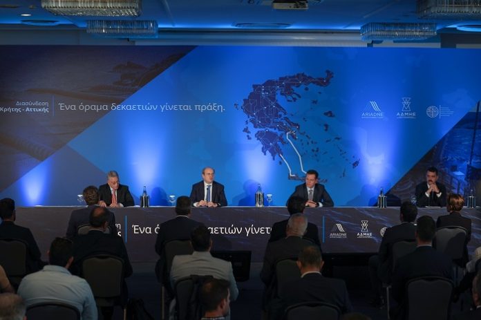 Ξεκινά η ηλεκτρική διασύνδεση Κρήτης-Αττικής Ξεκινά η ηλεκτρική διασύνδεση Κρήτης-Αττικής